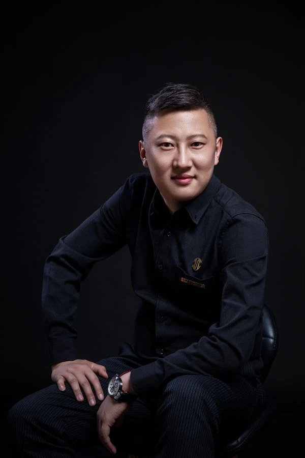 Yuchao Yuan, Design Director of SNEJ